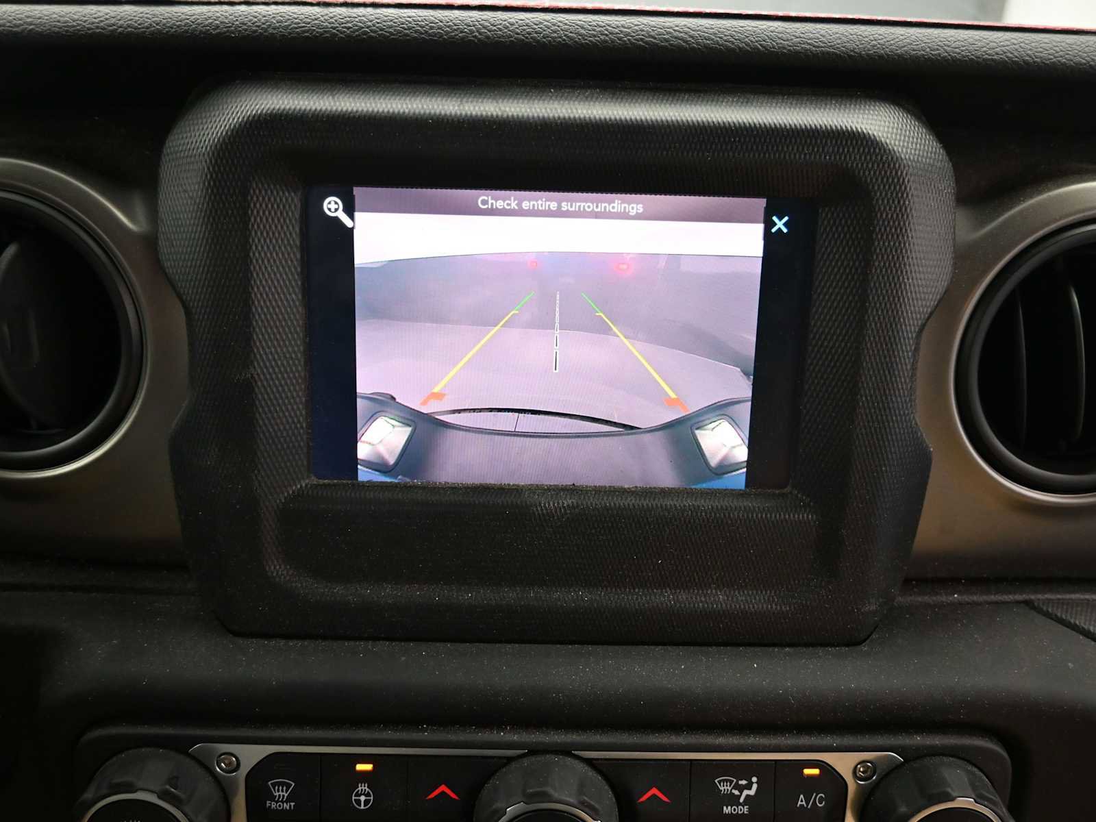 Used 2021 Jeep Gladiator Sport image 17