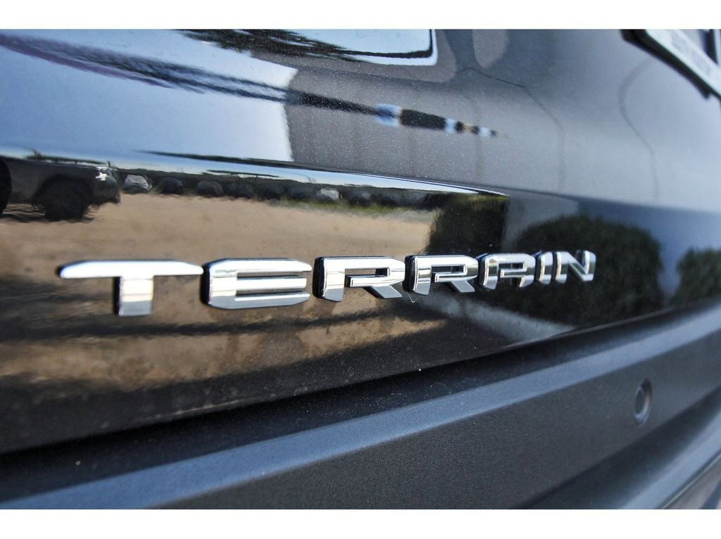 Used 2026 GMC Terrain Elevation w/ LPO, Floor Liner Package image 26