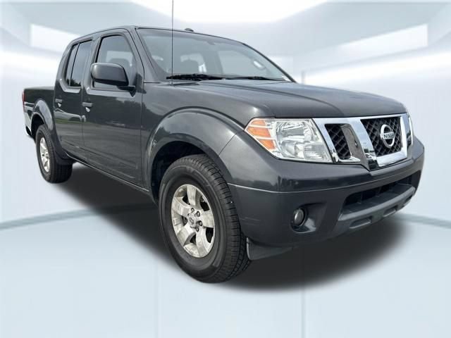 Used 2013 Nissan Frontier SV w/ SV Value Truck Pkg RWD image 3
