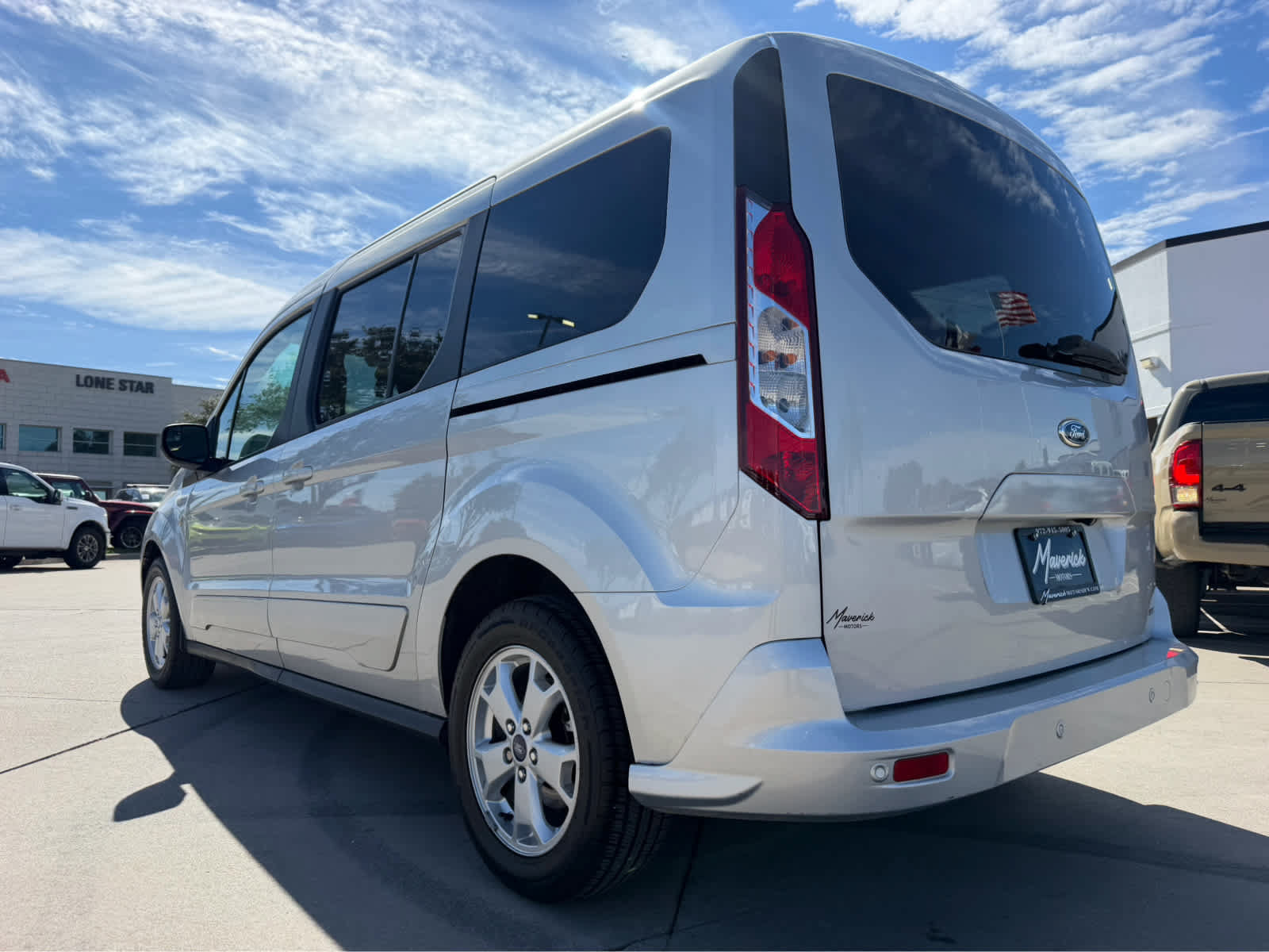 Used 2015 Ford Transit Connect XLT FWD image 9