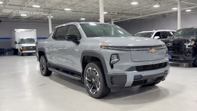 New 2026 Chevrolet Silverado EV LT image 2