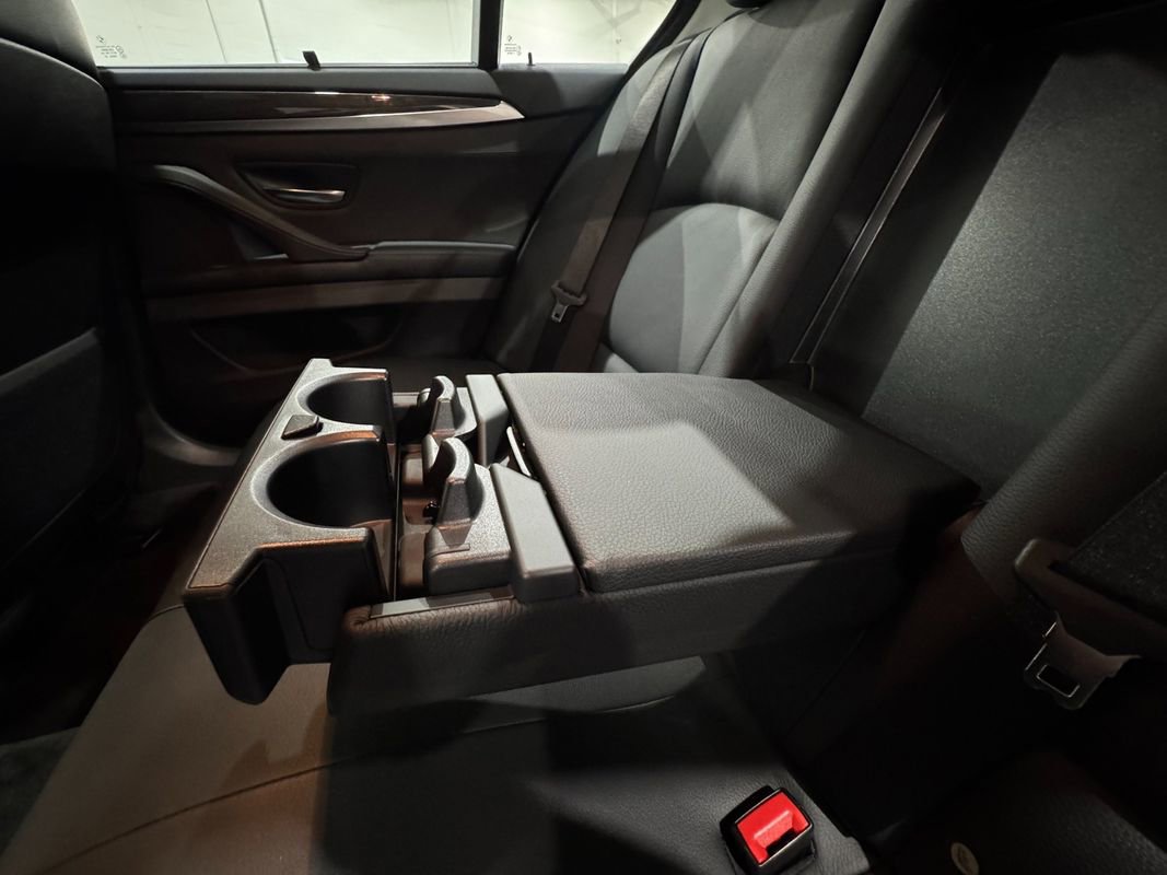 Used 2011 BMW 535i xDrive Sedan image 36