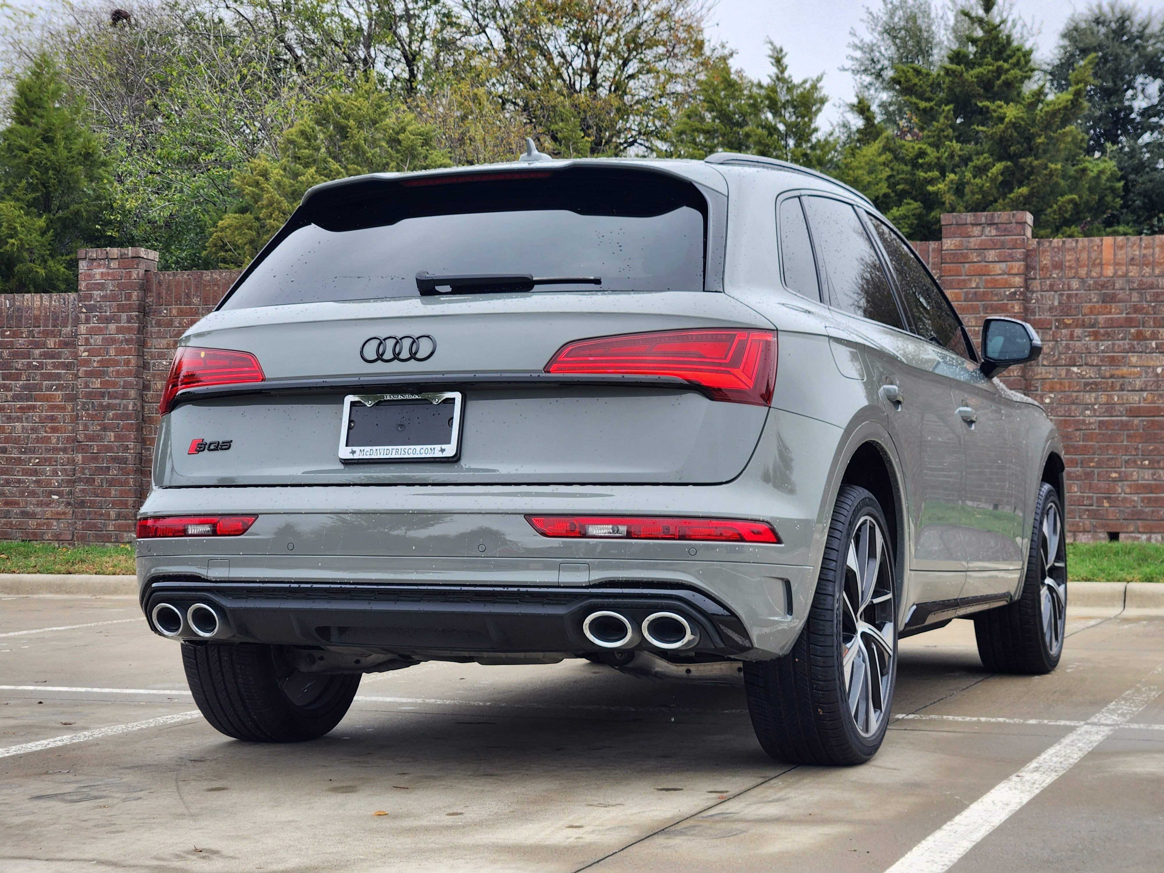 Used 2022 Audi SQ5 Premium Plus w/ Premium Plus Package image 6