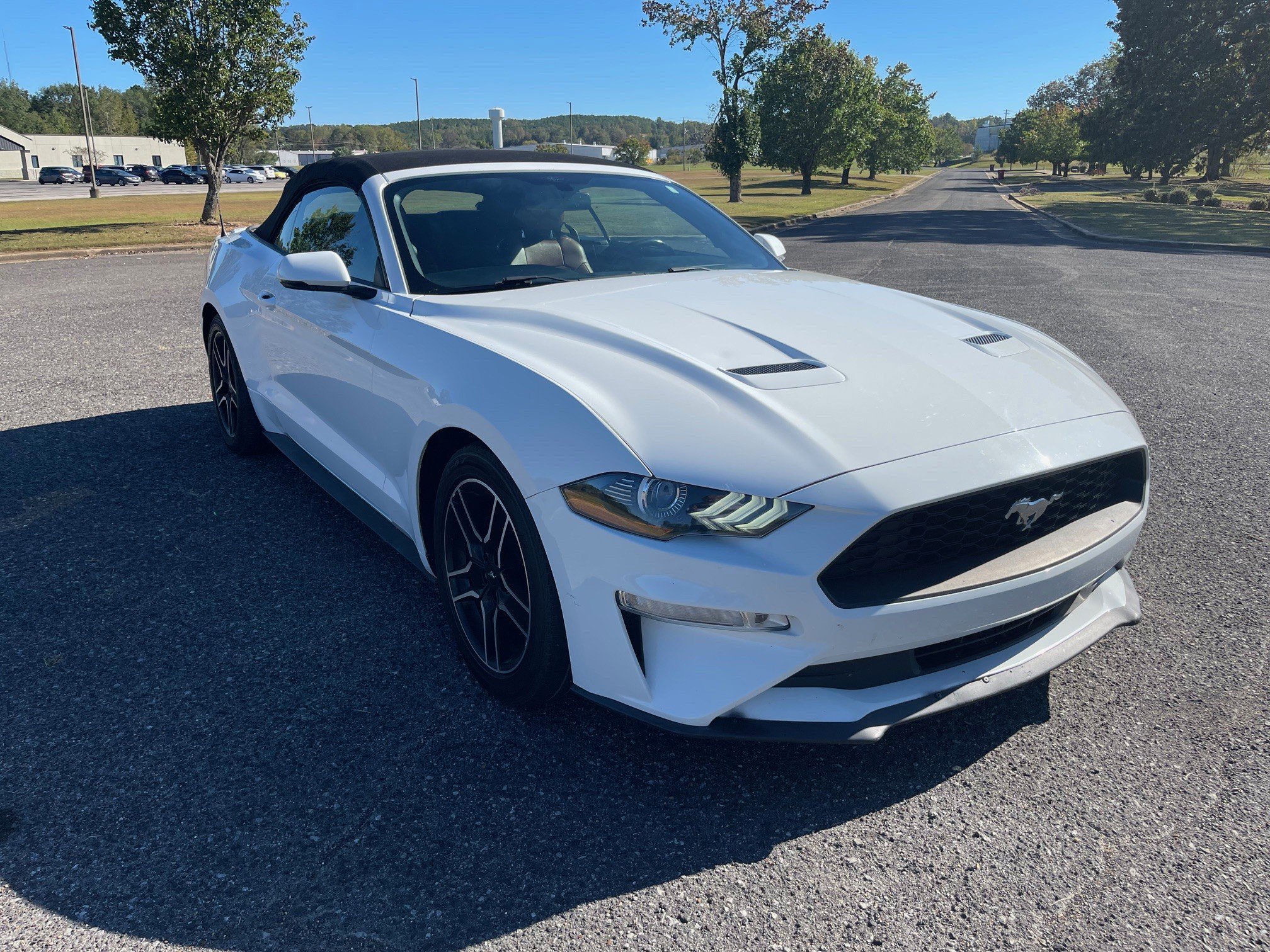 Used 2018 Ford Mustang Premium RWD image 7