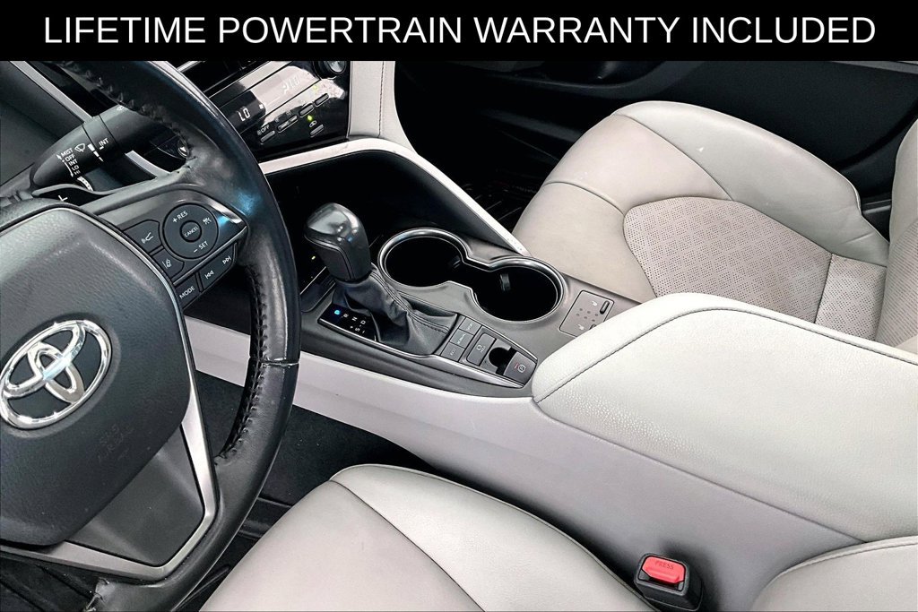 Used 2022 Toyota Camry XSE FWD image 17