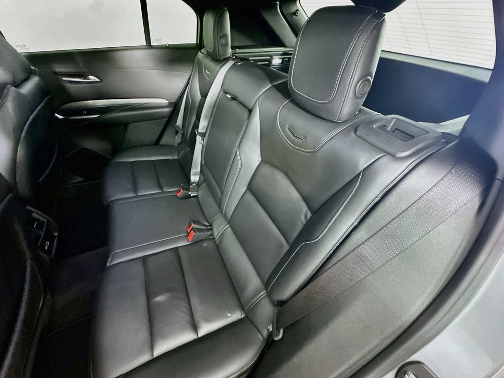 Used 2024 Cadillac XT4 Premium Luxury FWD image 27