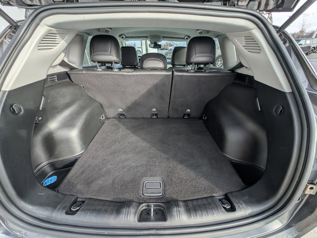 Used 2022 Jeep Compass Limited image 11