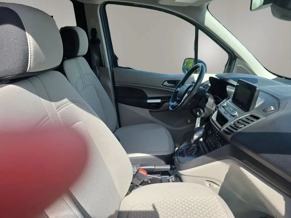 Used 2019 Ford Transit Connect XLT FWD image 12