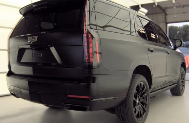 Certified 2025 Cadillac Escalade Sport w/ Touring Package AWD/4WD image 4
