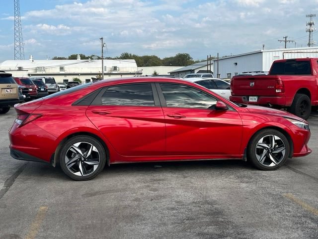 Used 2023 Hyundai Elantra SEL w/ Convenience Package FWD image 15