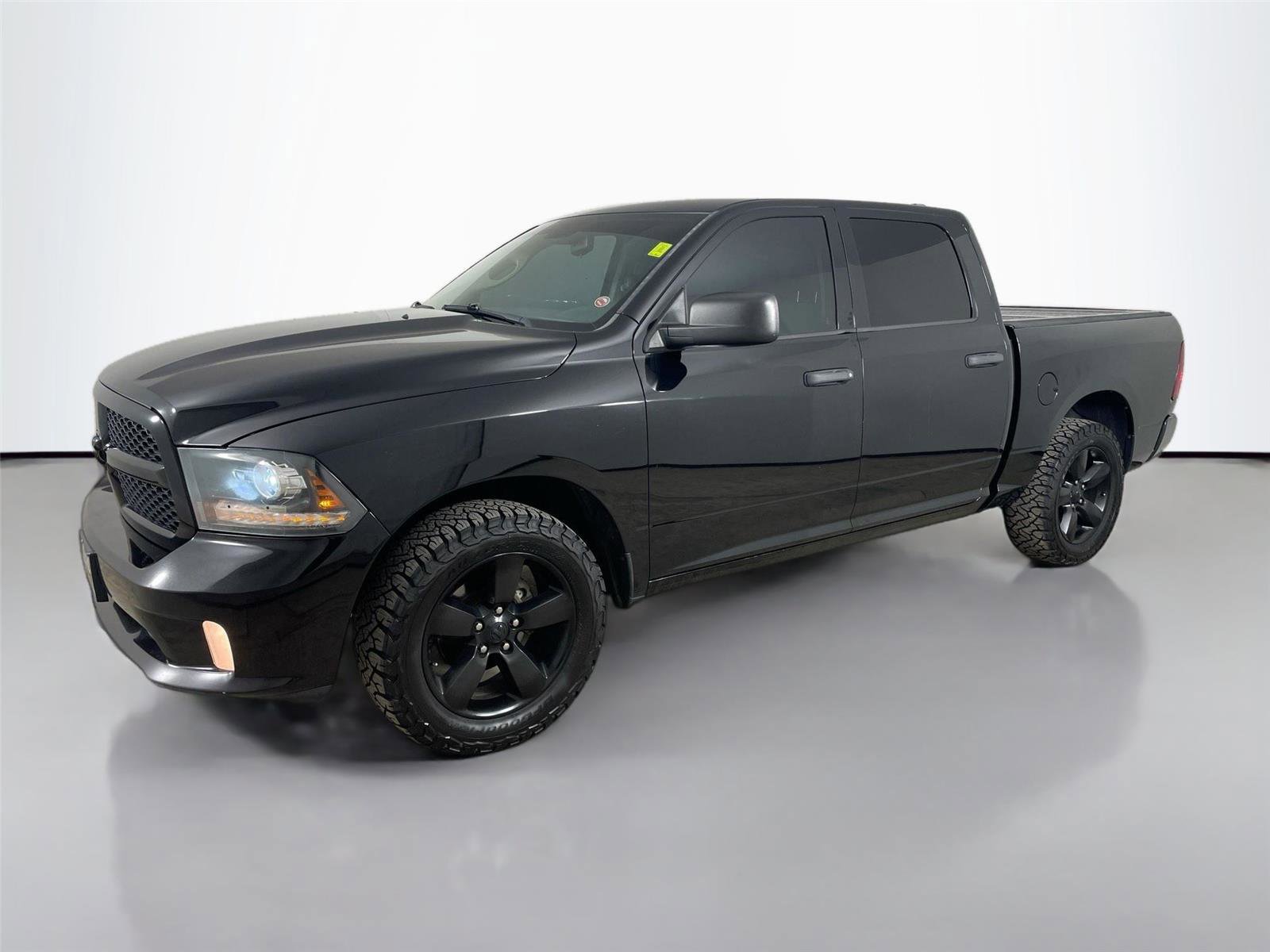 Used 2015 RAM 1500 Express image 8