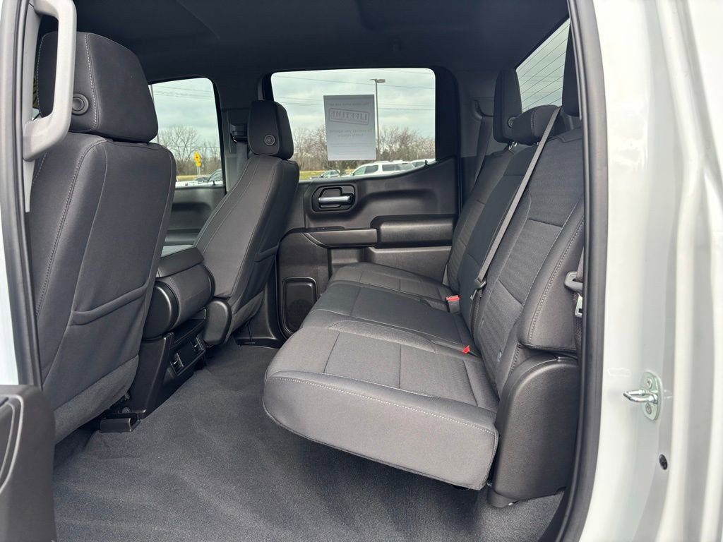 Used 2023 Chevrolet Silverado 1500 Custom Trail Boss w/ LPO, Dark Essentials Package image 17