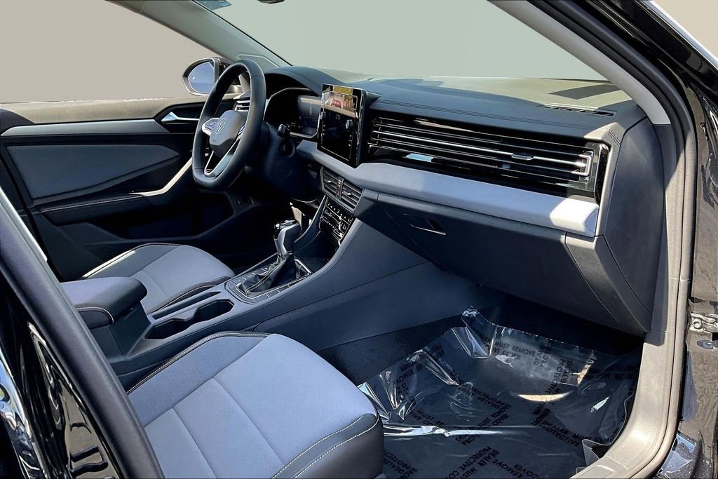 New 2026 Volkswagen Jetta SE image 24