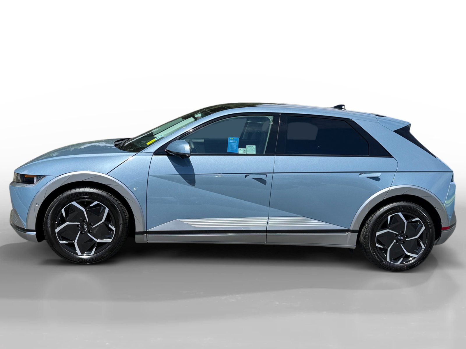 Certified 2024 Hyundai Ioniq 5 Limited RWD image 2