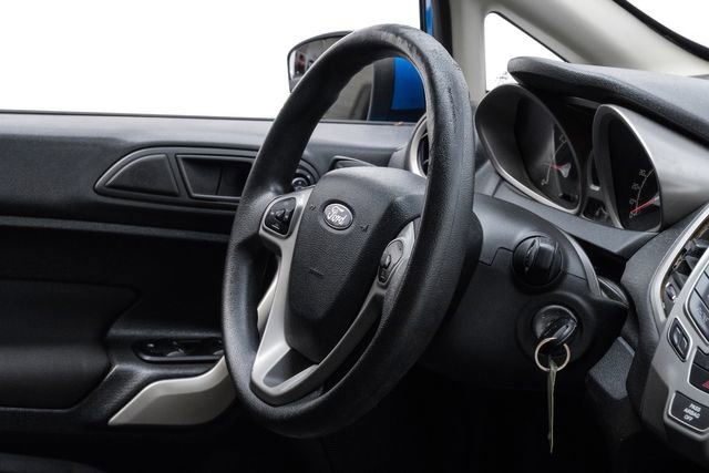 Used 2012 Ford Fiesta SE w/ Moon & Mood Pkg FWD image 15