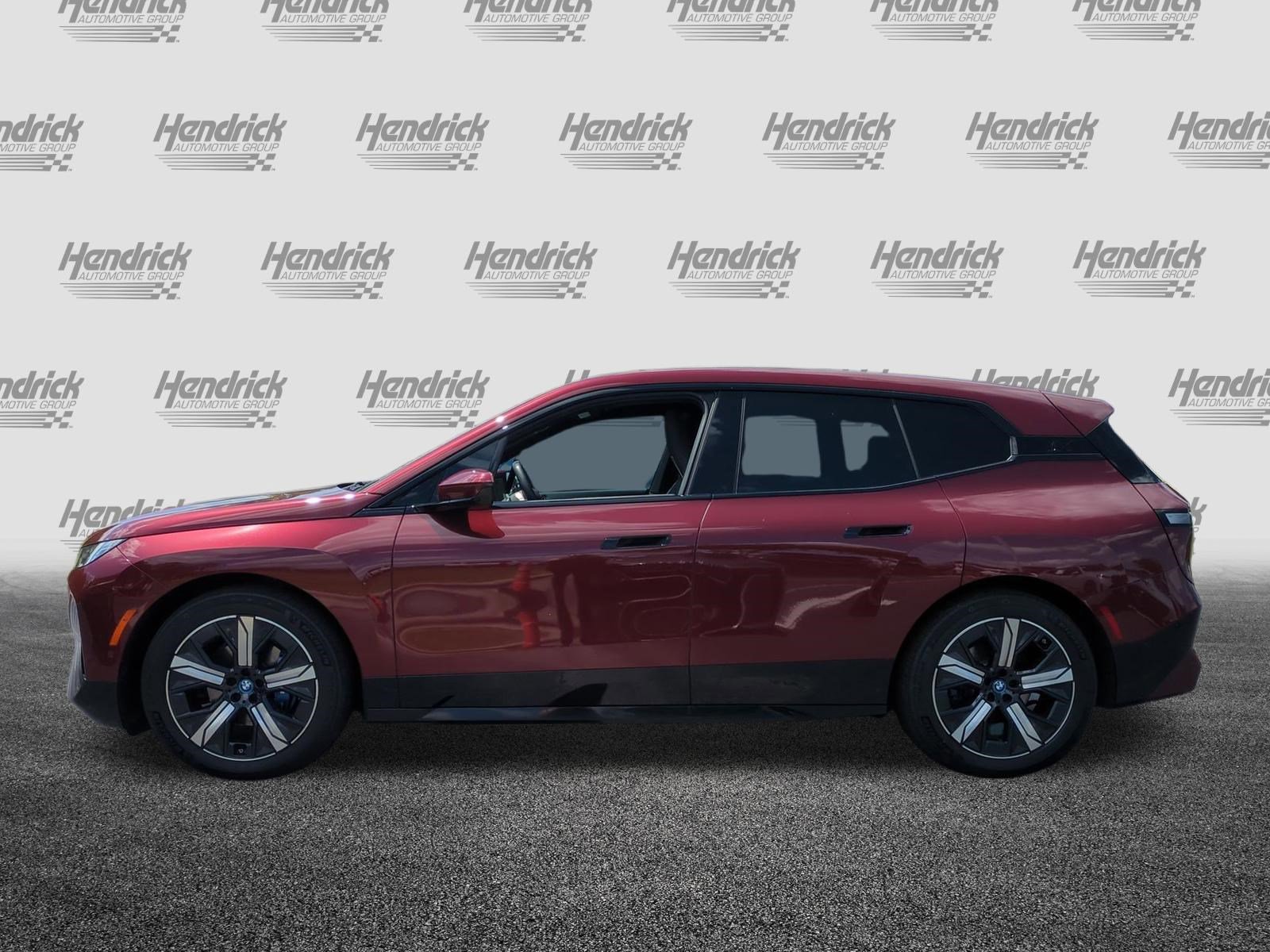 Certified 2023 BMW iX M60 w/ Executive Package AWD/4WD image 7