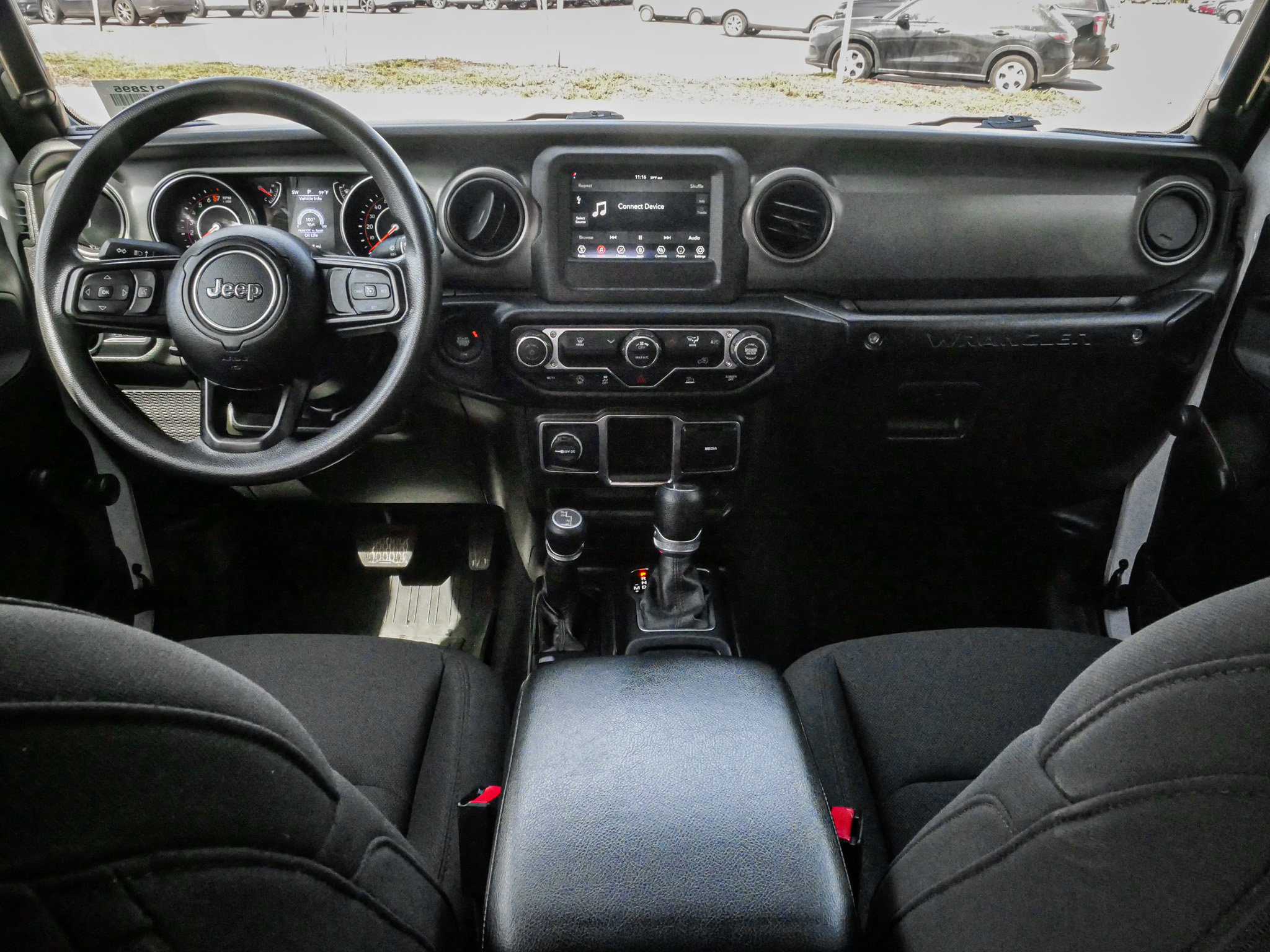 Used 2022 Jeep Wrangler Unlimited Sport AWD/4WD image 27