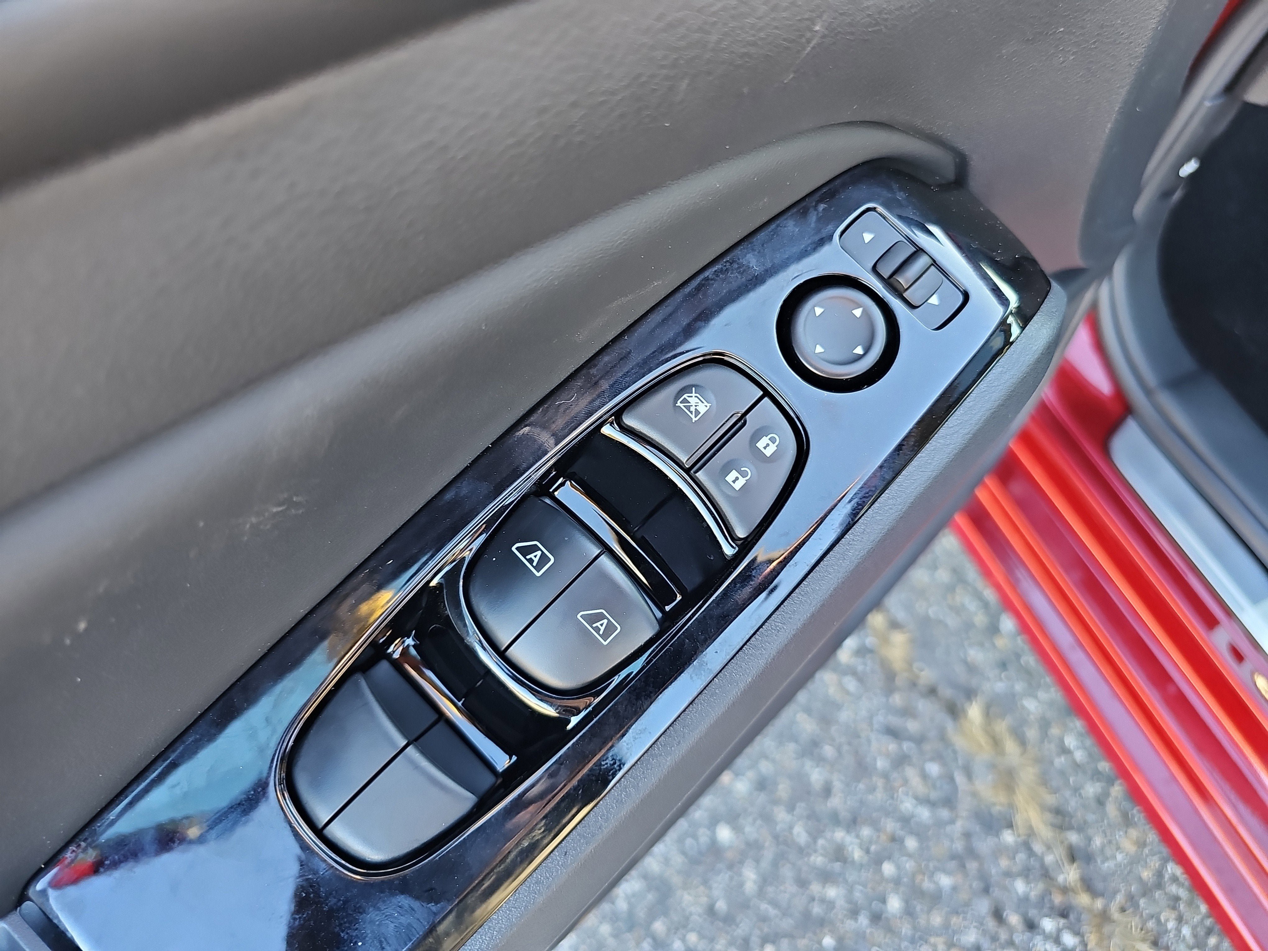 New 2025 Nissan Altima 2.5 SR w/ SR Premium Package image 18