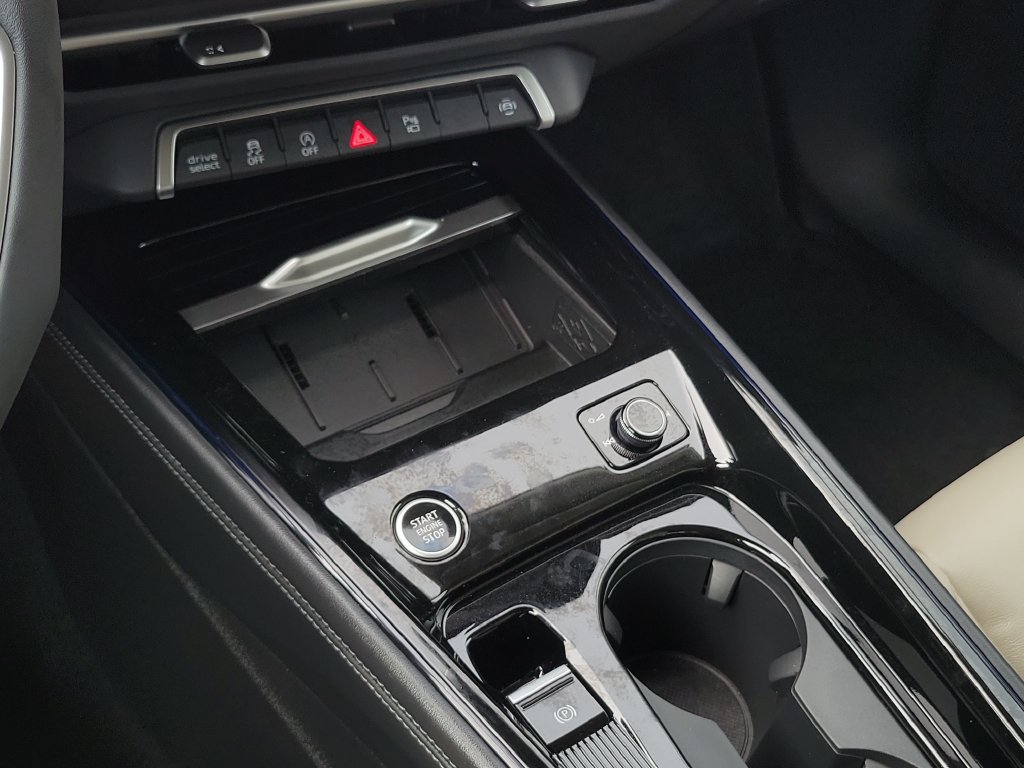 New 2026 Audi Q3 quattro 2.0T AWD/4WD image 14