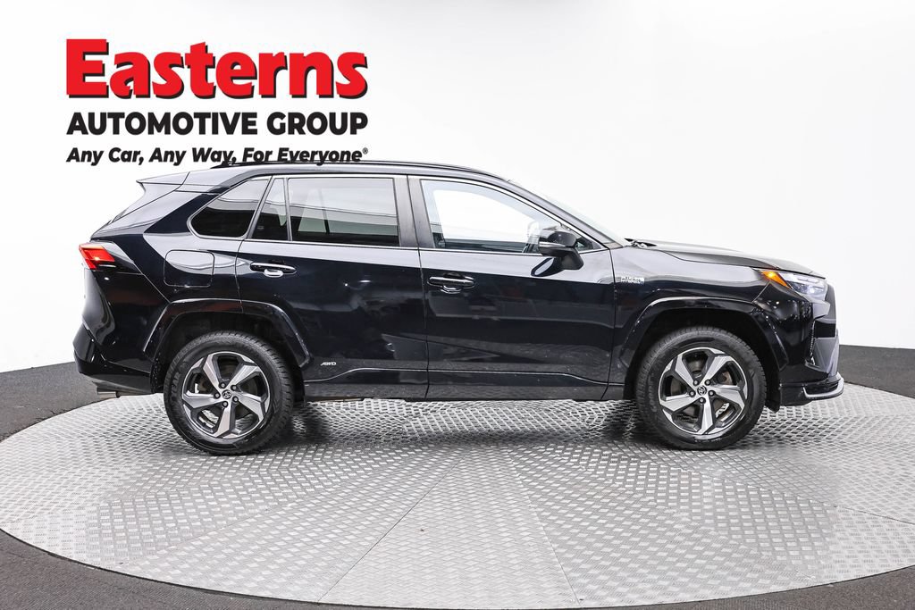 Used 2022 Toyota RAV4 SE AWD/4WD image 4