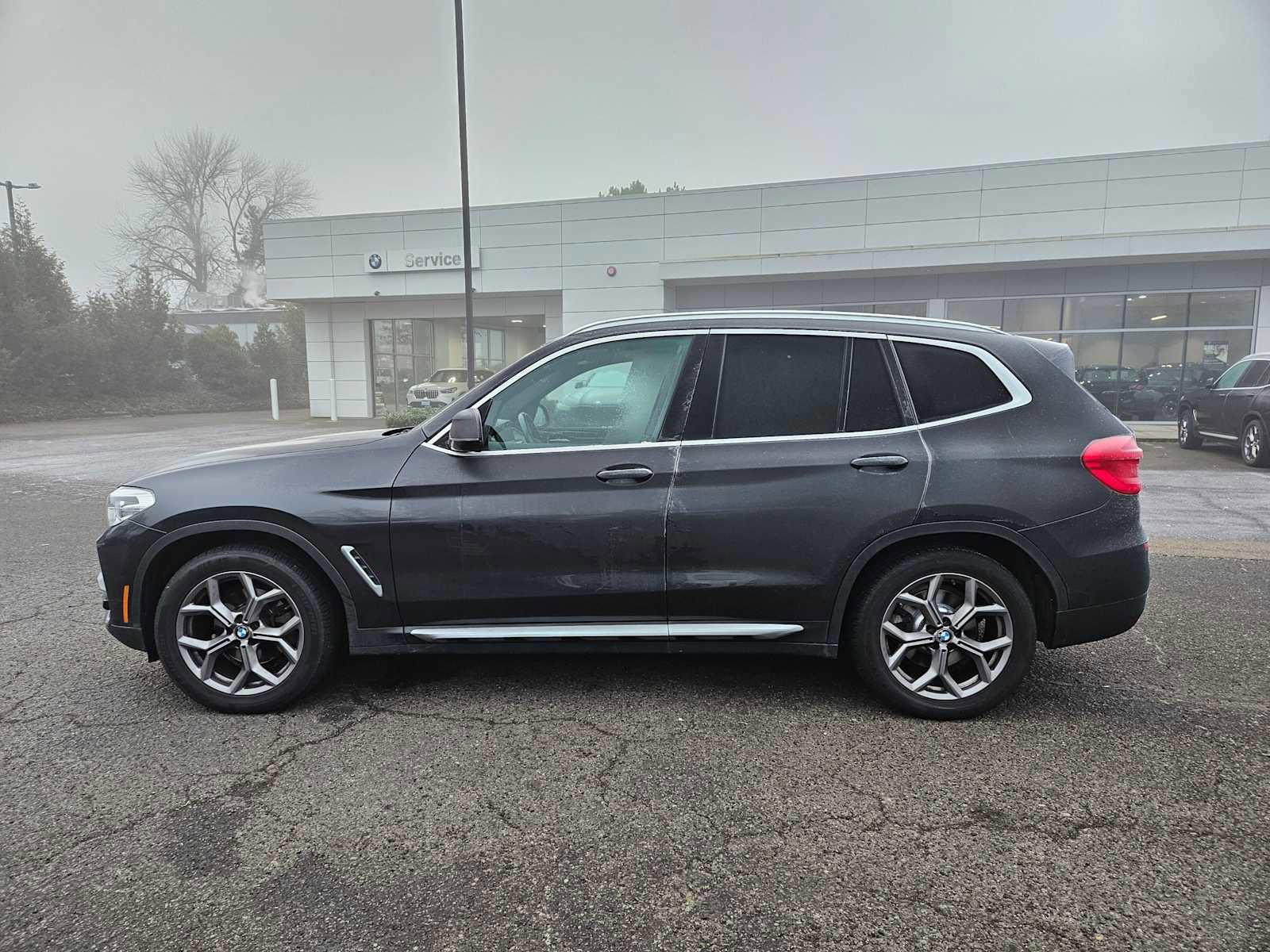 Used 2021 BMW X3 xDrive30i w/ Premium Package image 6