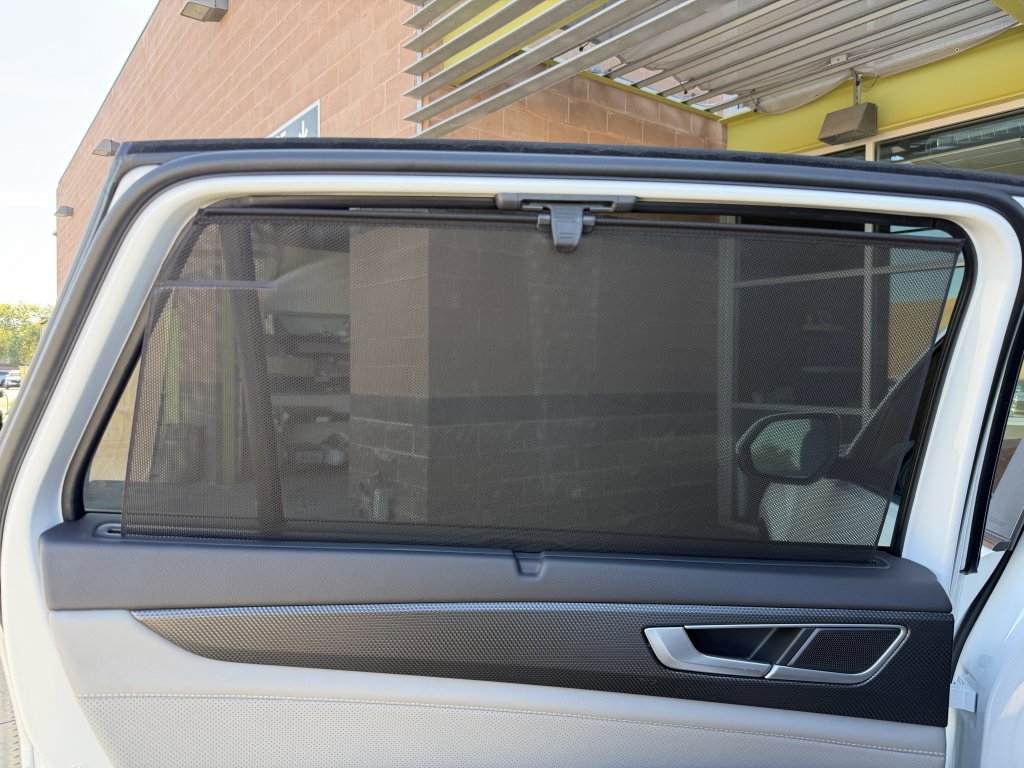 Used 2024 Volkswagen Atlas Cross Sport SEL R-Line image 40