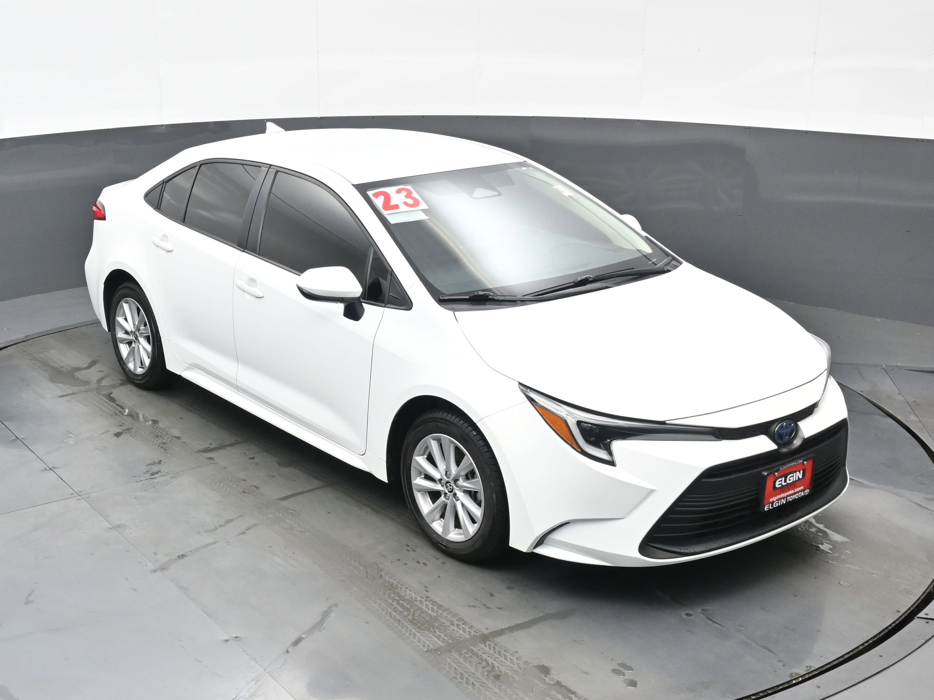 Used 2023 Toyota Corolla LE w/ LE Convenience Package image 34