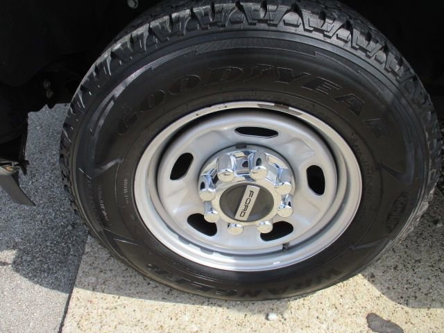 Used 2022 Ford F250 XL w/ Power Equipment Group RWD image 20