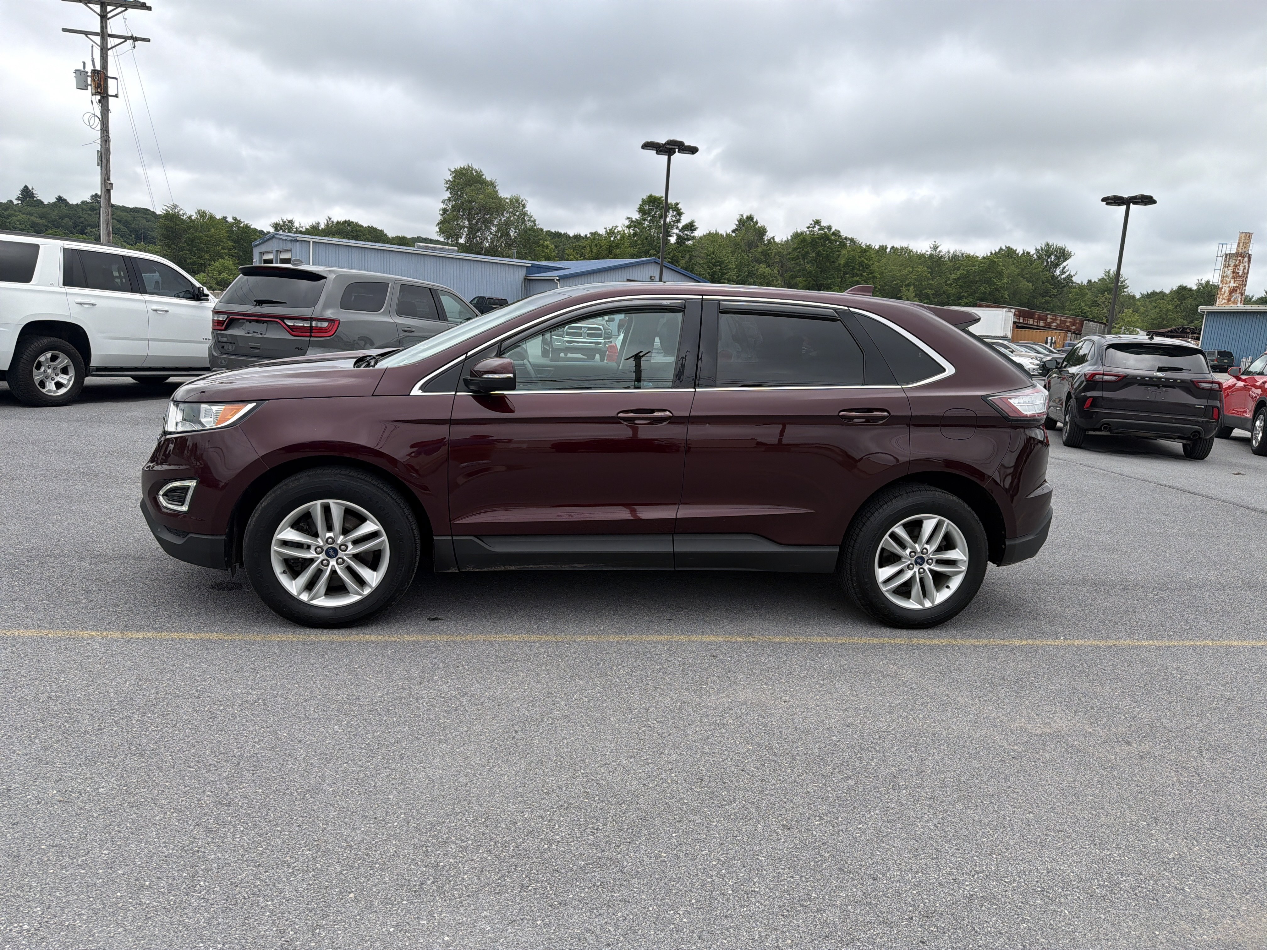 Used 2017 Ford Edge SEL w/ Equipment Group 201A AWD/4WD image 13