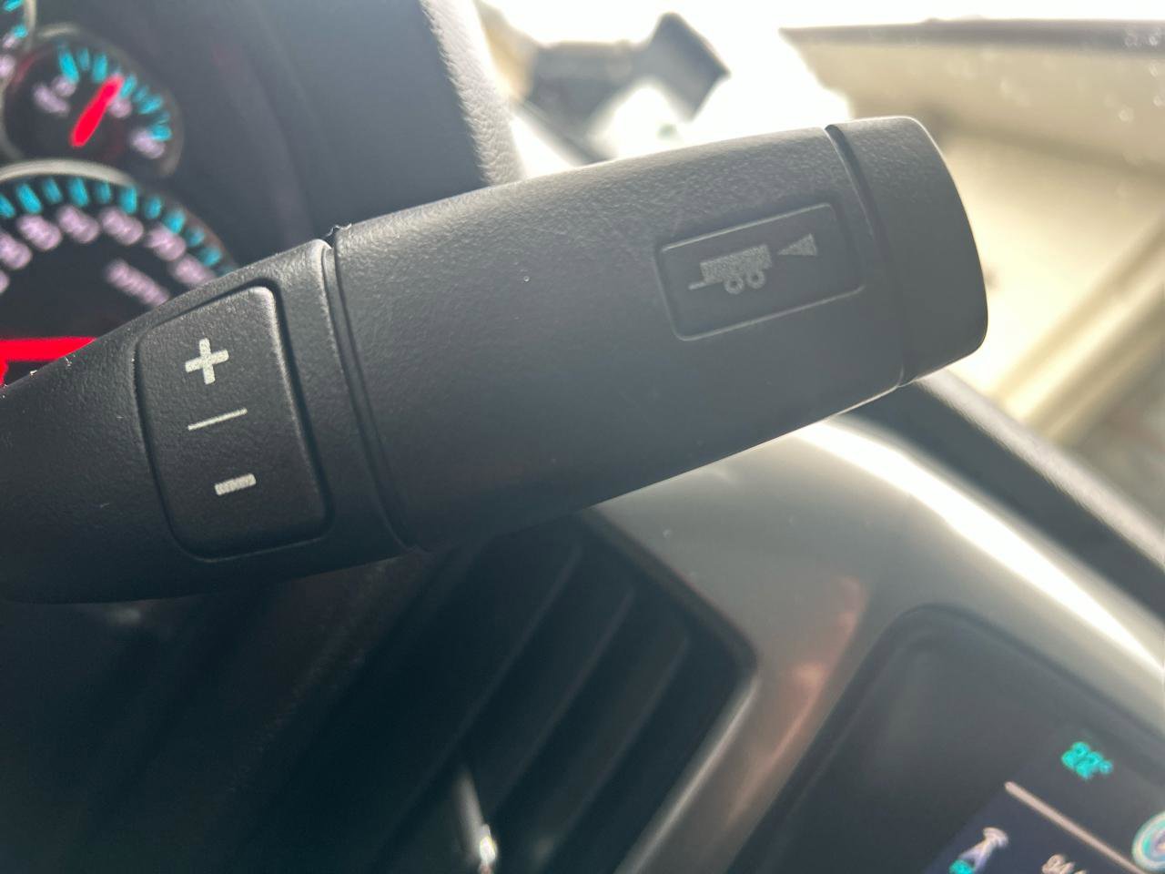 Used 2018 Chevrolet Silverado 1500 LT image 27