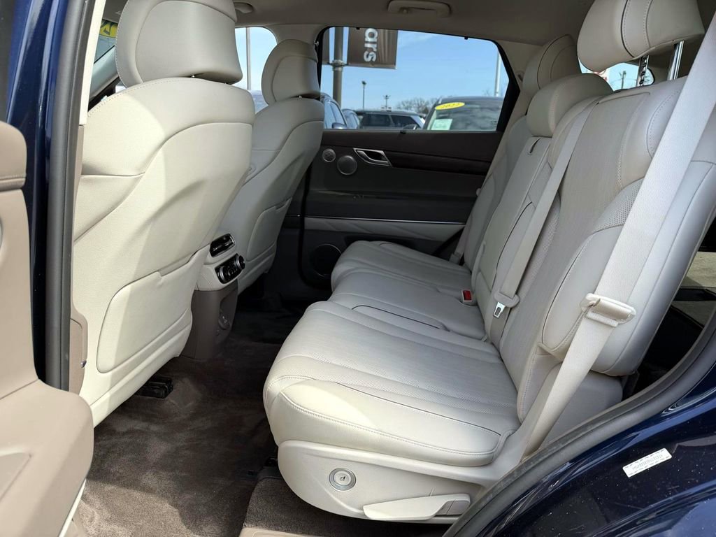 Certified 2023 Genesis GV80 2.5T w/ Prestige 20" Package image 10