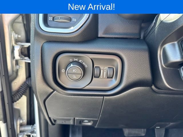 Used 2026 RAM 2500 Laramie AWD/4WD image 13