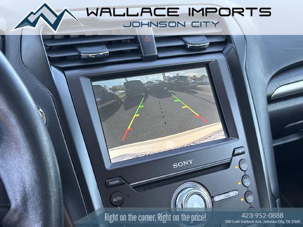 Used 2020 Ford Fusion Titanium AWD/4WD image 26