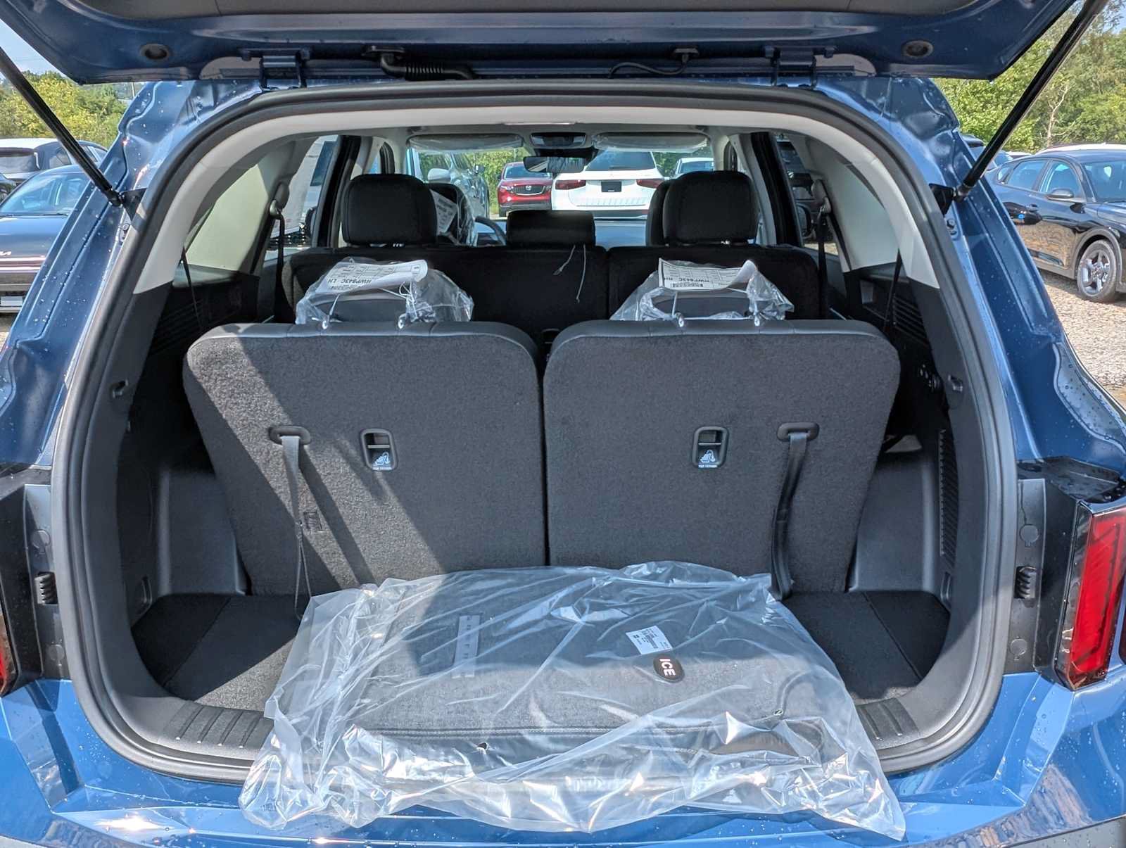 New 2026 Kia Sorento S AWD/4WD image 7