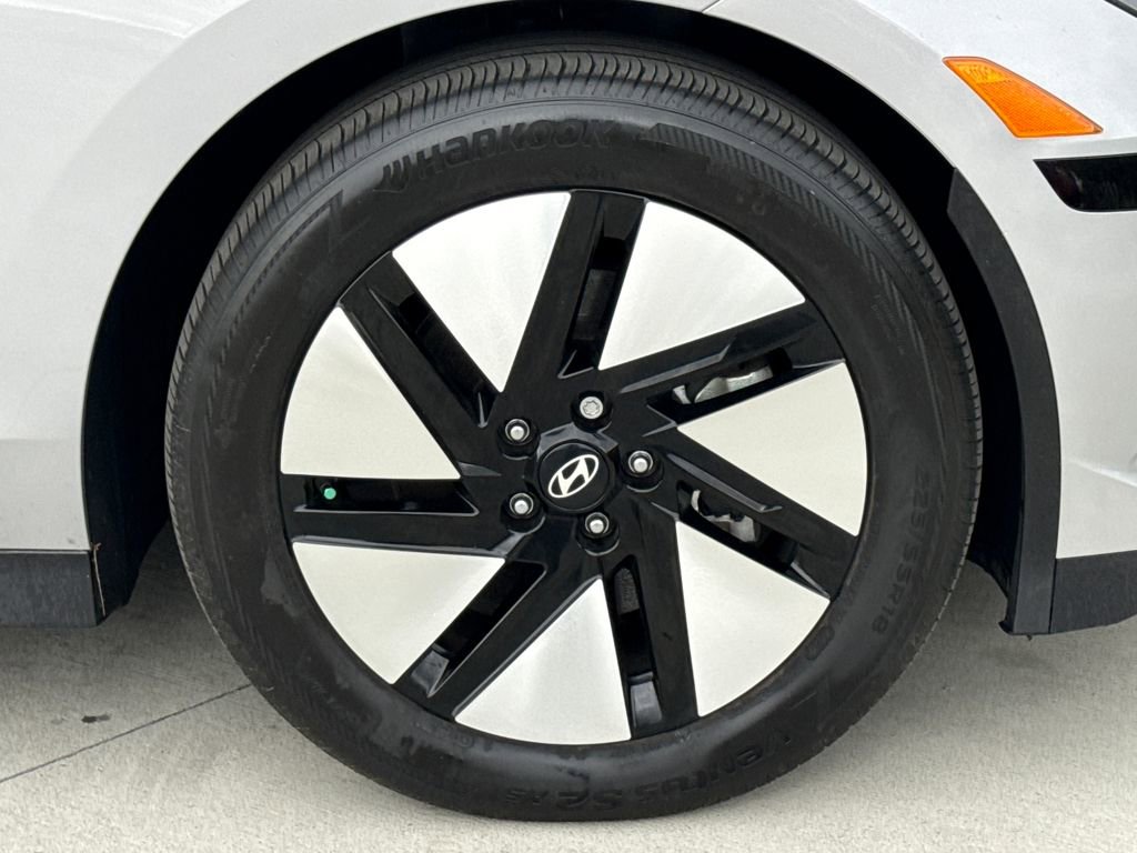 Used 2024 Hyundai Ioniq 6 SE image 11