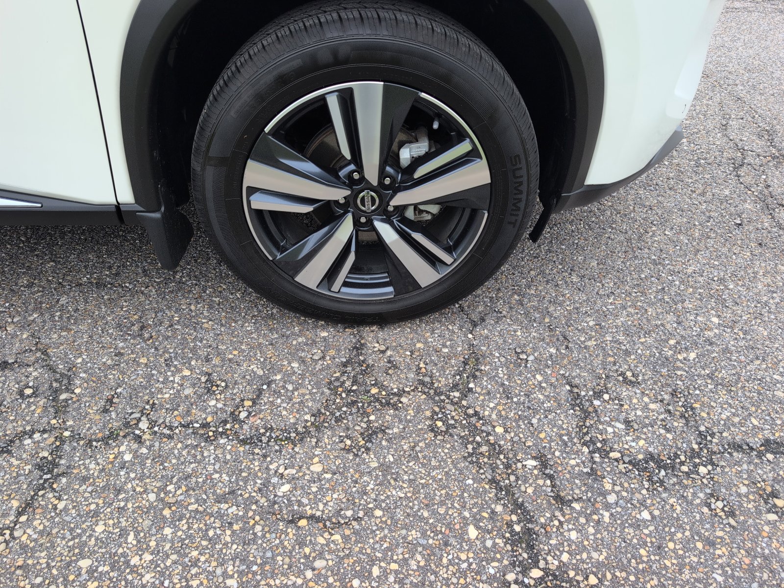 Used 2021 Nissan Rogue SL w/ Premium Package image 8