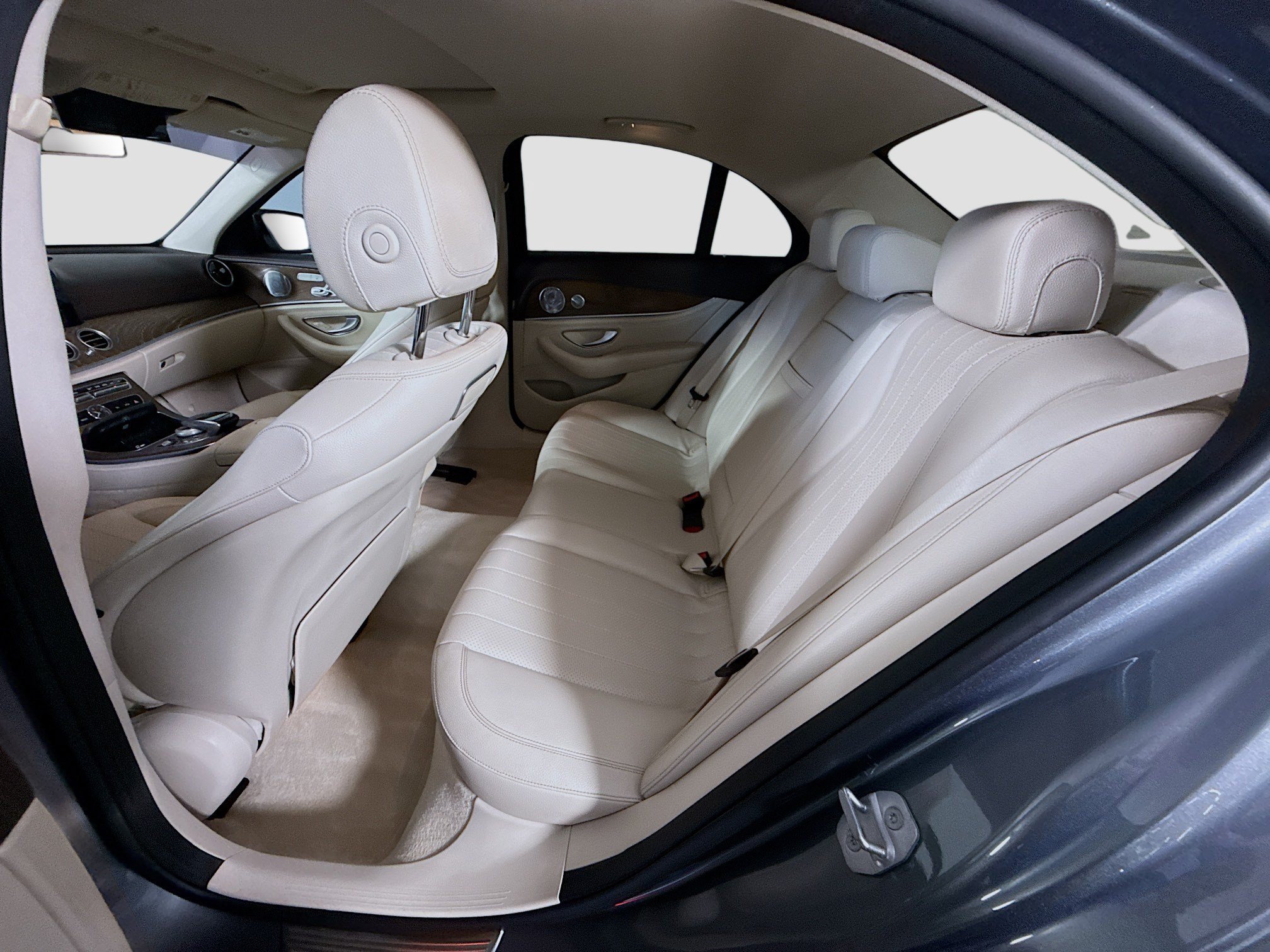 Used 2018 Mercedes-Benz E 300 w/ Premium 1 Package image 25