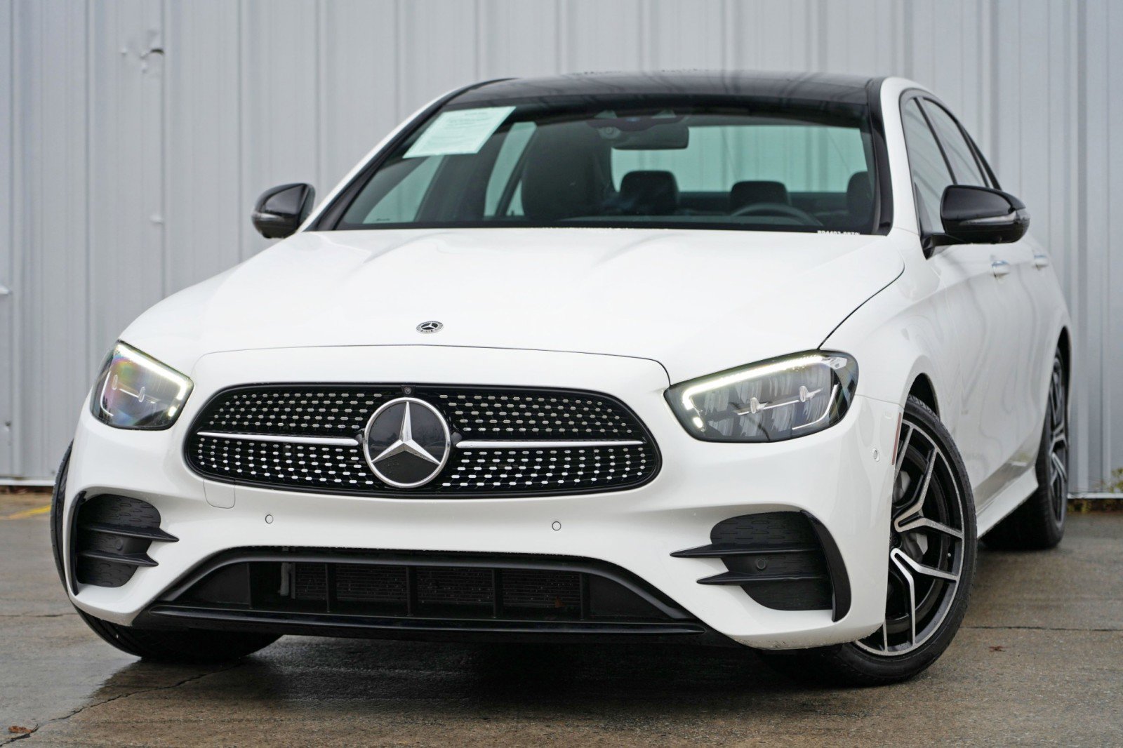 Used 2021 Mercedes-Benz E 350 Sedan w/ Premium Package image 3