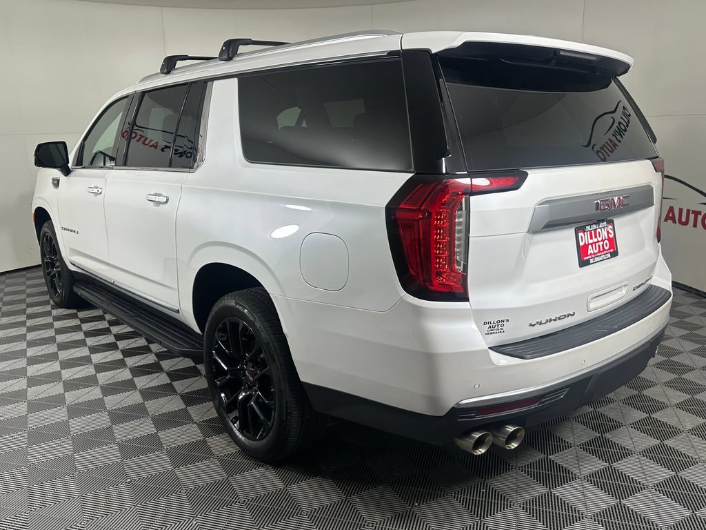 Used 2024 GMC Yukon XL Denali AWD/4WD image 4