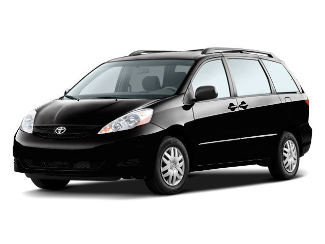 Used 2009 Toyota Sienna LE FWD image 1