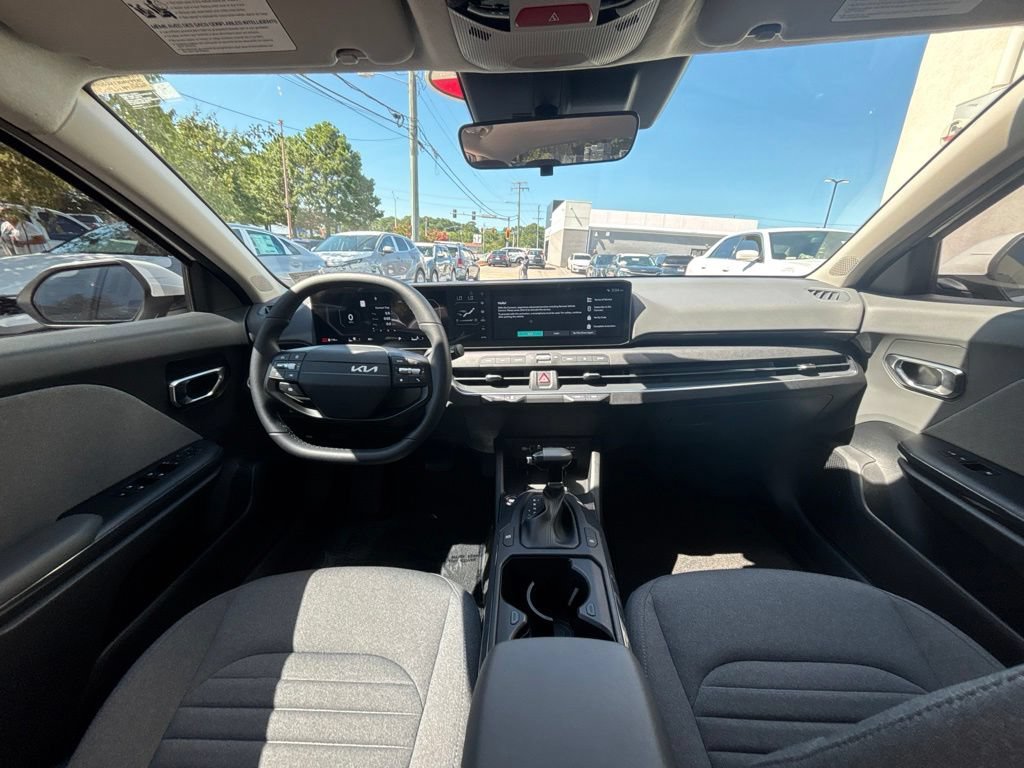 Certified 2025 Kia K4 GT-Line Turbo FWD image 20