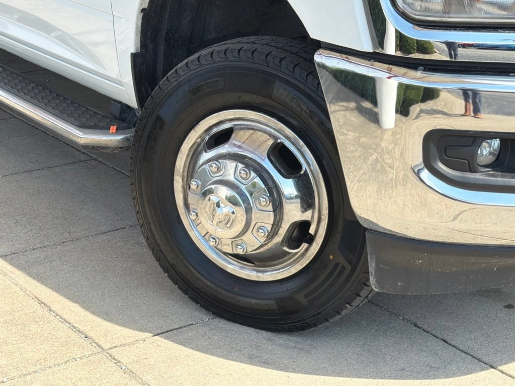 Used 2023 RAM 3500 Big Horn w/ Level 1 Equipment Group AWD/4WD image 10