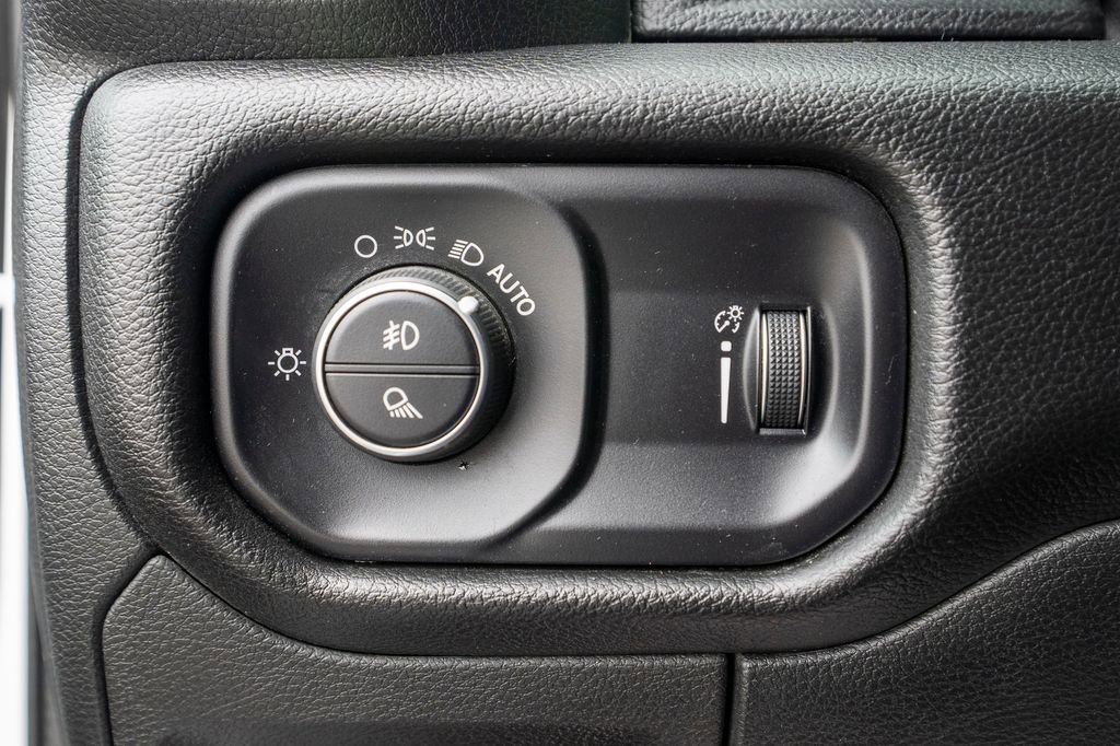 Used 2023 RAM 1500 Big Horn image 23