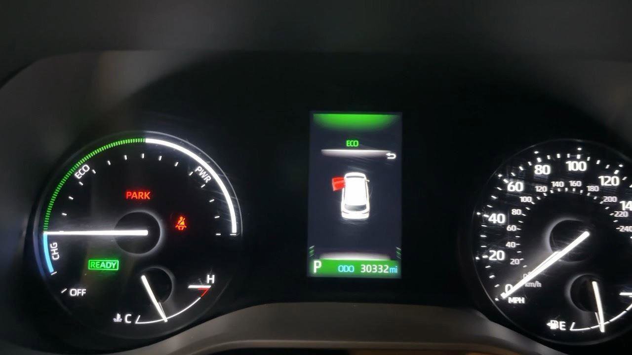 Certified 2022 Toyota Sienna XSE image 34