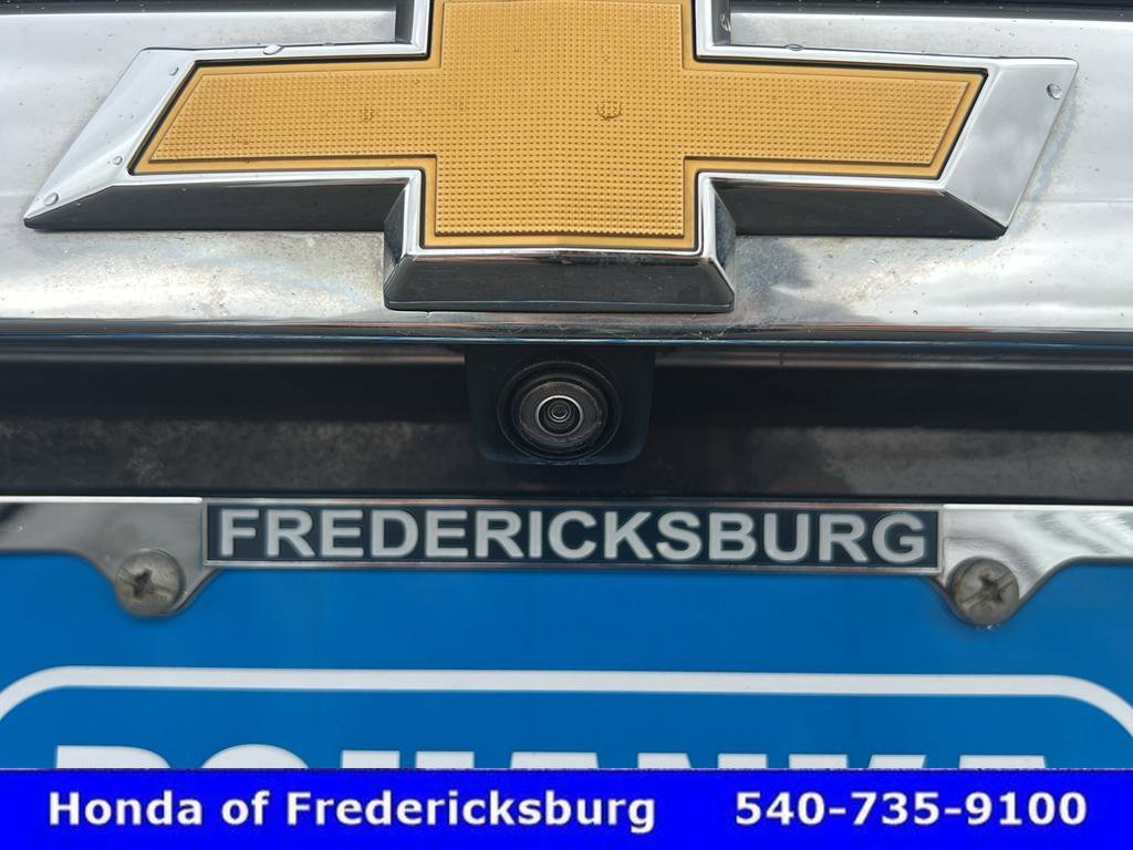 Used 2021 Chevrolet Traverse LT w/ LPO, 'HIT The Road' Package image 11