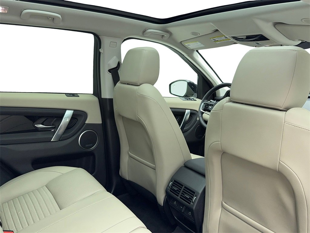 Used 2023 Land Rover Discovery Sport SE image 51