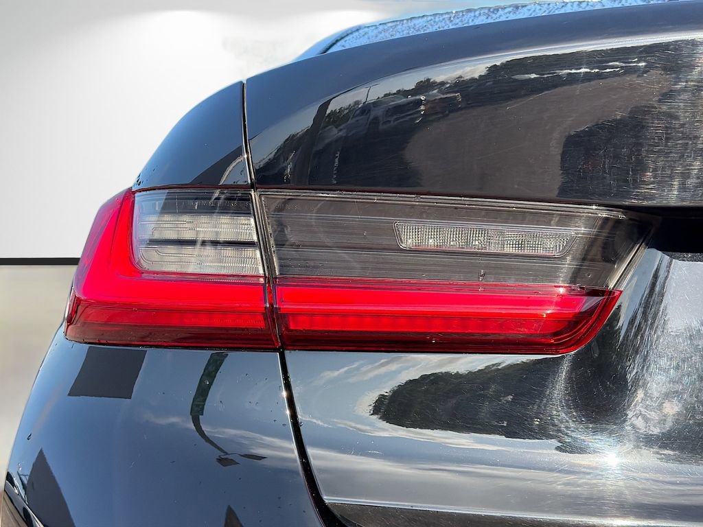 Used 2021 BMW 330i Sedan w/ Convenience Package image 10