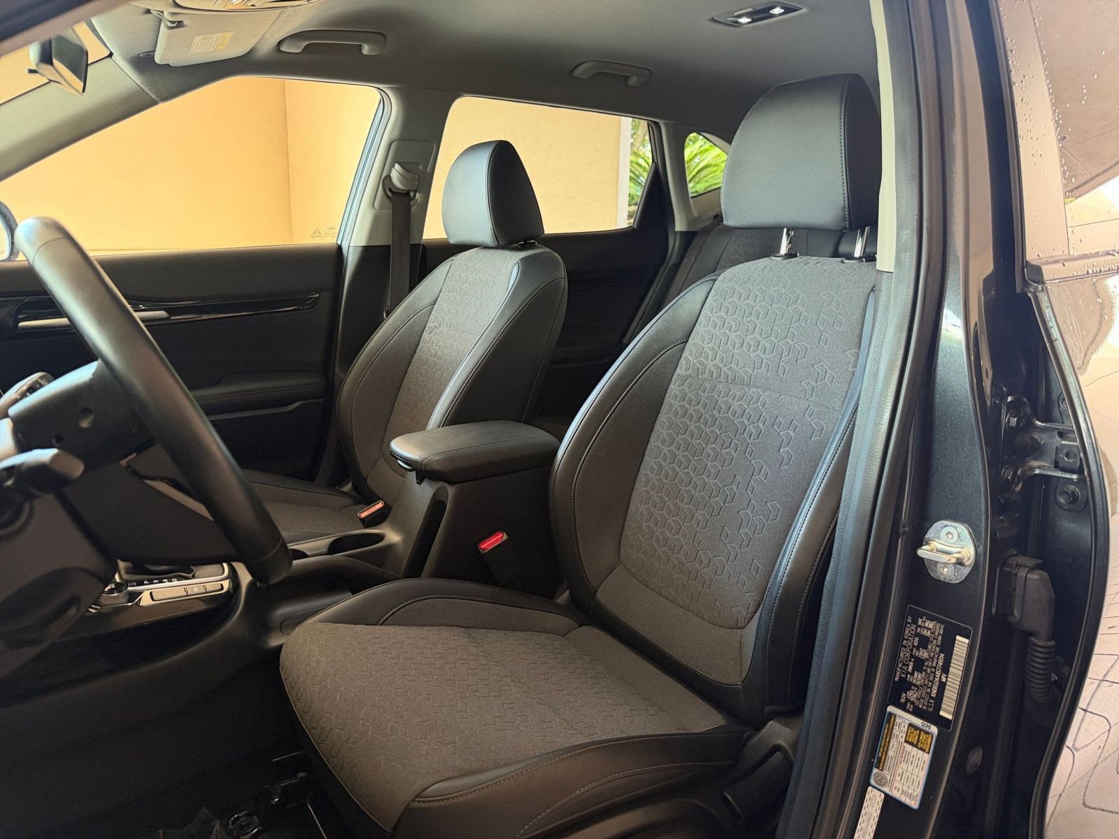 Used 2025 Kia Seltos S FWD image 23