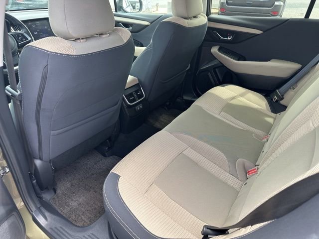 Used 2022 Subaru Outback Premium image 12
