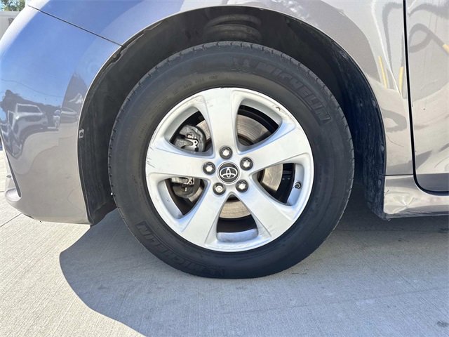 Used 2020 Toyota Sienna LE image 4